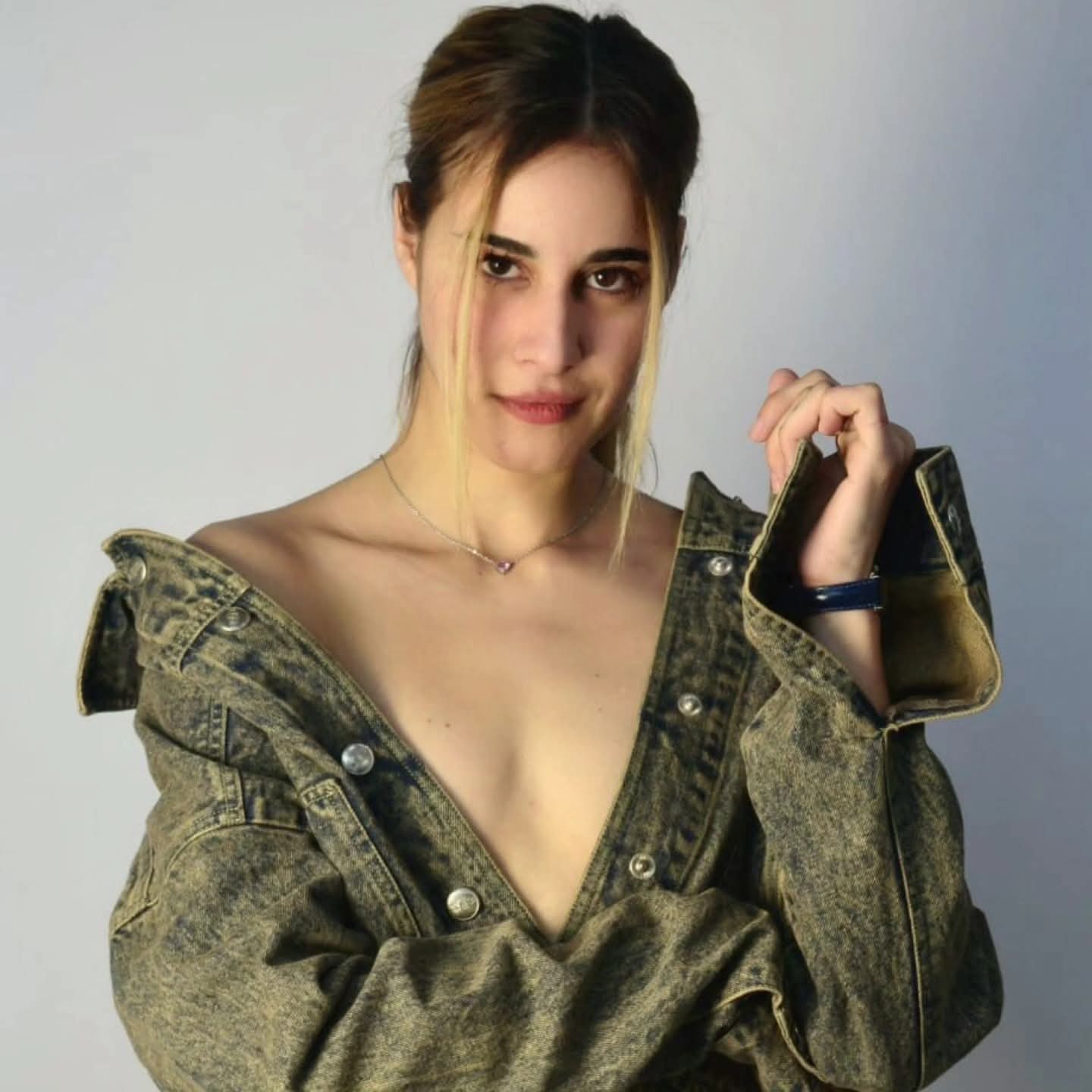 Portada editorial de Belen Mercado